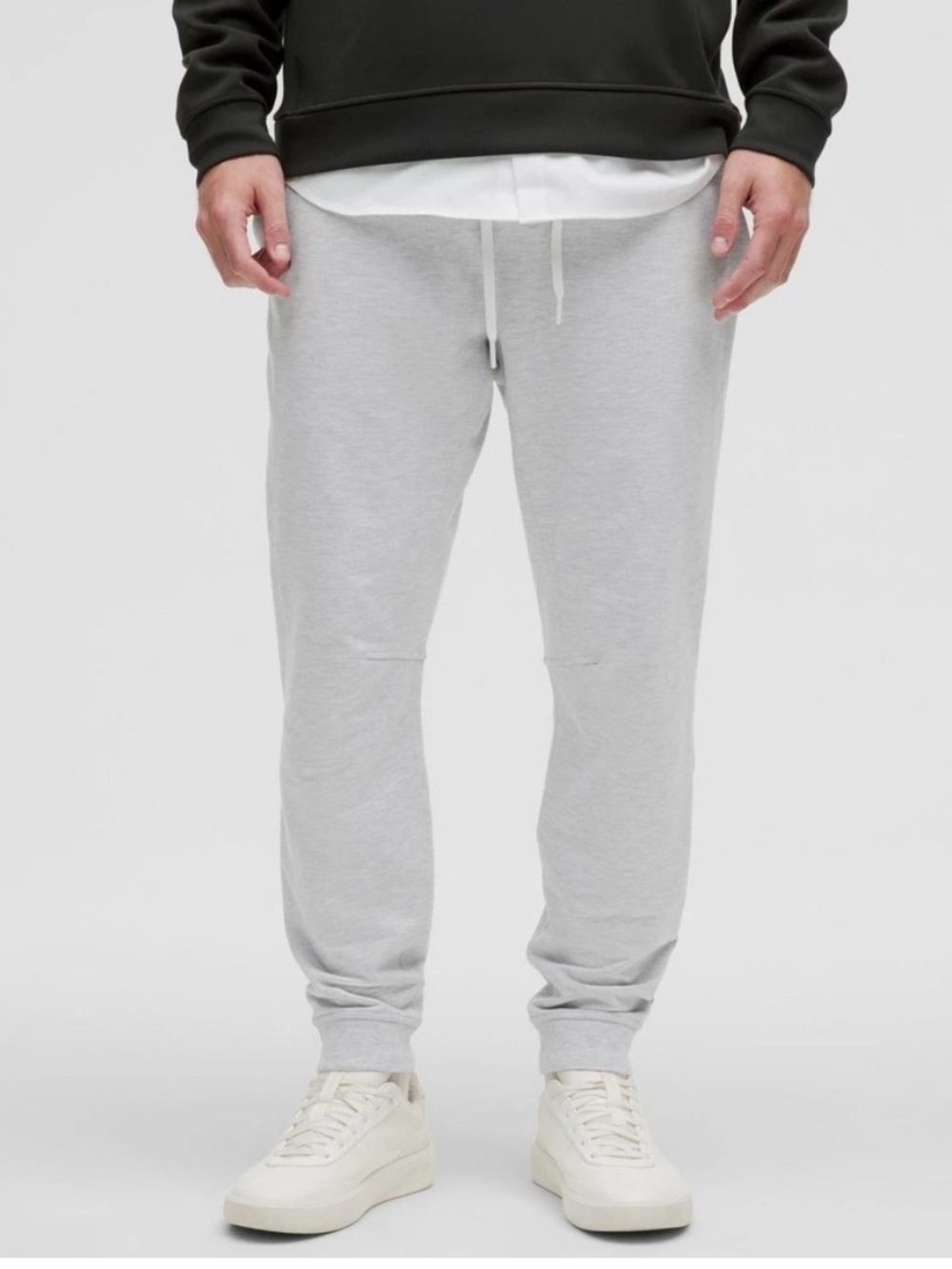 Lululemon’s men’s City Sweat Jogger in light gray size XL